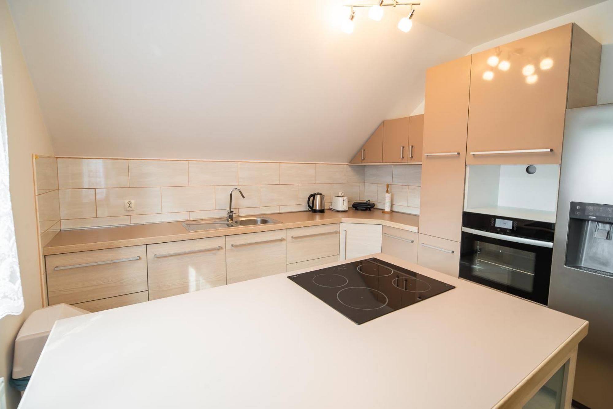 Apartment Zelimlje Skofljica ภายนอก รูปภาพ