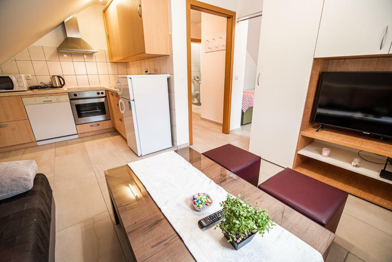 Apartment Zelimlje Skofljica ภายนอก รูปภาพ