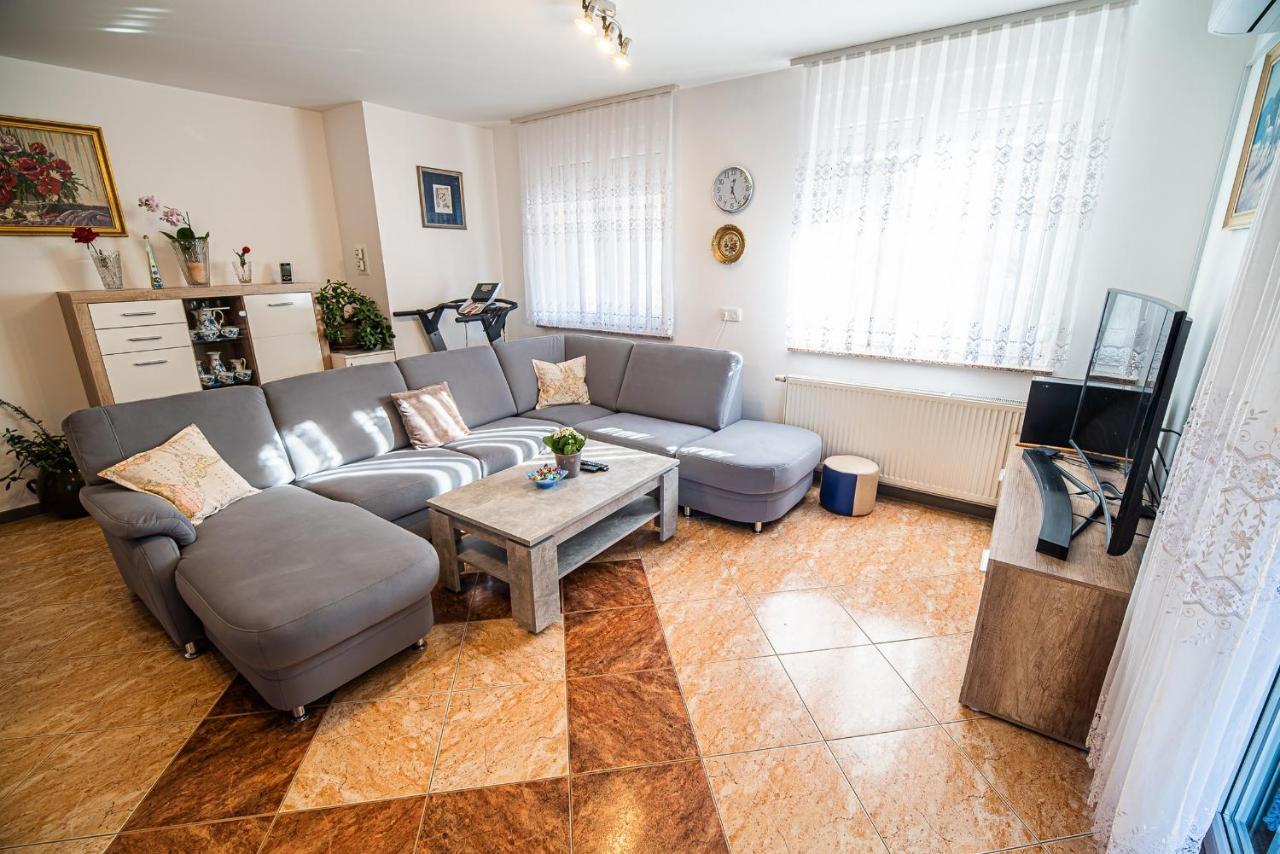 Apartment Zelimlje Skofljica ห้อง รูปภาพ