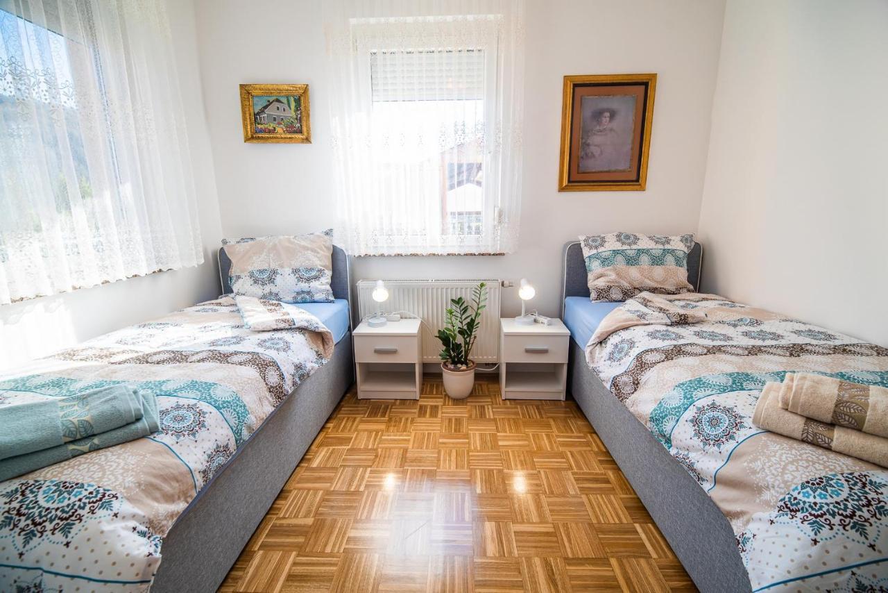 Apartment Zelimlje Skofljica ภายนอก รูปภาพ